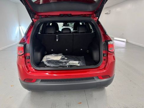 New 2026 Jeep Compass Latitude image 7