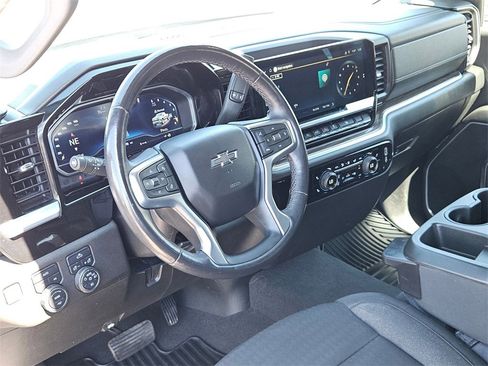Used 2022 Chevrolet Silverado 1500 RST image 14