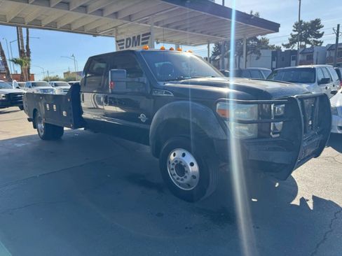 Used 2011 Ford F450 Lariat image 3