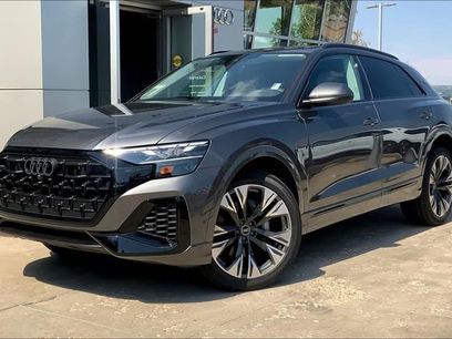 New 2025 Audi Q8 Premium