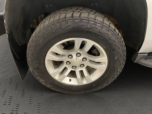 Used 2018 Chevrolet Tahoe LT AWD/4WD image 39
