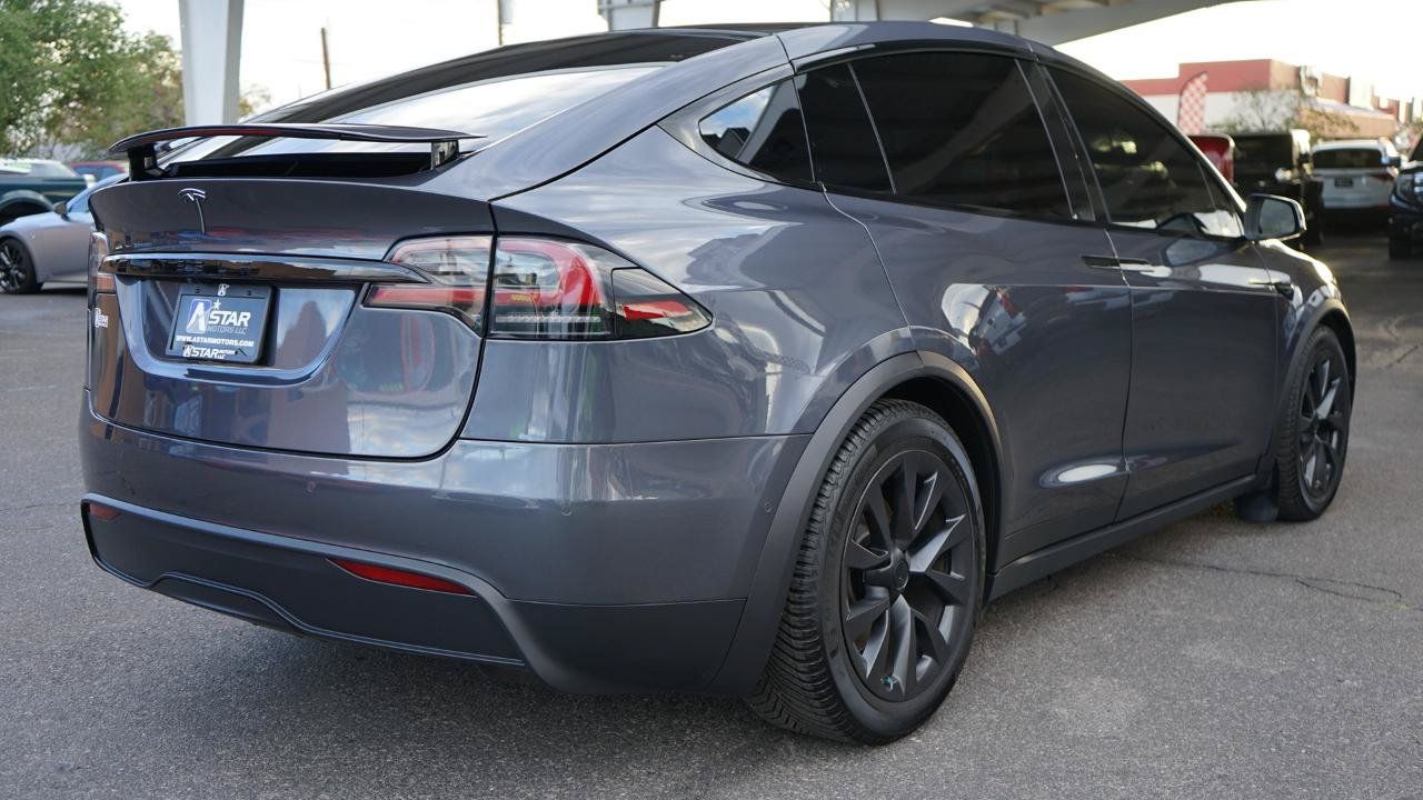 Used 2023 Tesla Model X AWD/4WD image 4