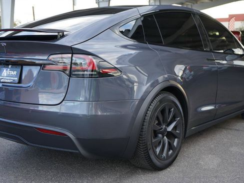 Used 2023 Tesla Model X AWD/4WD image 4