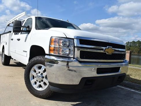 Used 2012 Chevrolet Silverado 3500 LT image 1