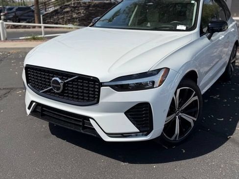 Used 2025 Volvo XC60 B5 Ultra w/ Protection Package Premier AWD/4WD image 2