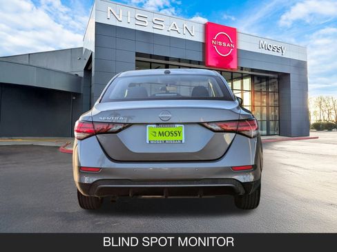 Used 2025 Nissan Sentra SV image 9