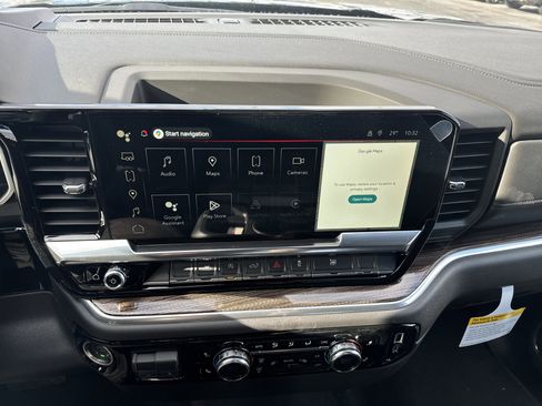 New 2026 GMC Sierra 1500 Elevation image 24