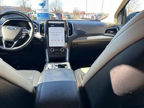 Used 2021 Ford Edge SEL w/ Cargo Accessory Package AWD/4WD image 16
