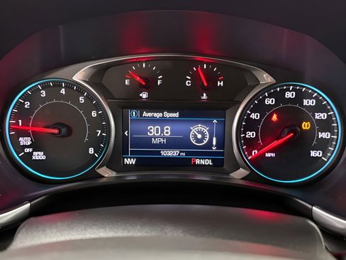 Used 2019 Chevrolet Equinox LT image 12