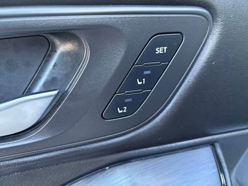 Certified 2022 Nissan Rogue SL w/ SL Premium Package image 14