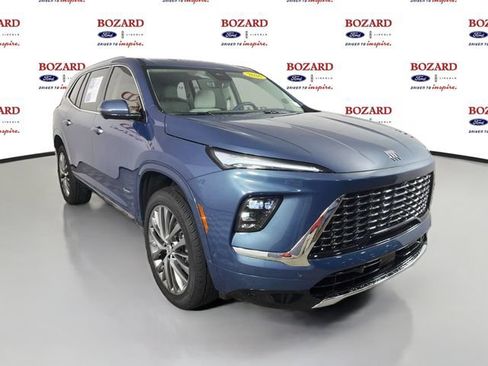Used 2026 Buick Enclave Avenir w/ Super Cruise Package FWD image 1