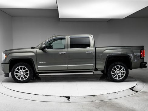 Used 2018 GMC Sierra 1500 Denali AWD/4WD image 2