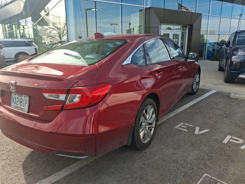 Used 2020 Honda Accord LX image 7