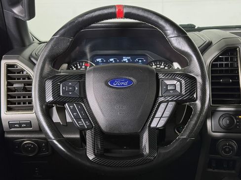 Used 2017 Ford F150 Raptor w/ Equipment Group 802A Luxury AWD/4WD image 36