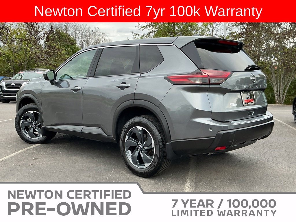 Used 2025 Nissan Rogue SV AWD/4WD image 23