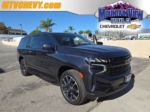 Used 2024 Chevrolet Suburban RST w/ Luxury Package image 1