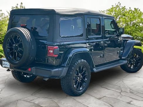 Used 2021 Jeep Wrangler Unlimited Sahara w/ Cold Weather Group AWD/4WD image 2