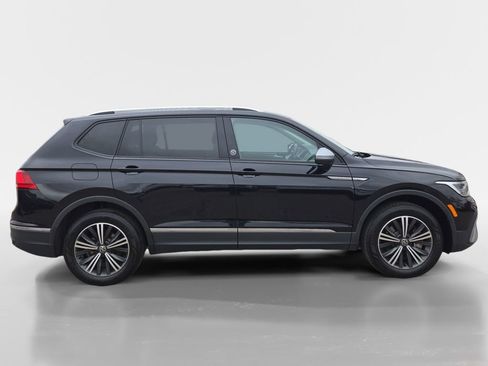 Used 2024 Volkswagen Tiguan Wolfsburg Edition image 6