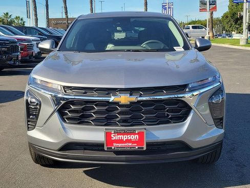 Used 2026 Chevrolet Trax LS w/ LS Convenience Package image 19