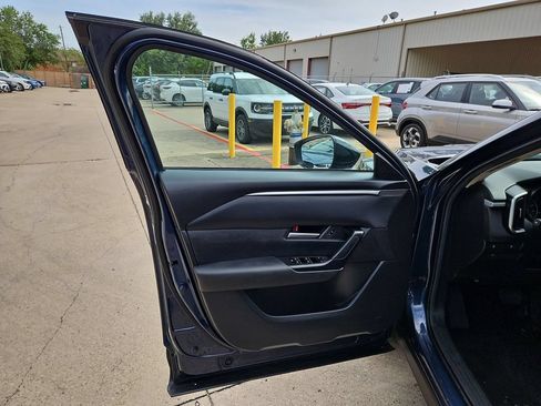 Used 2025 MAZDA CX-50 AWD 2.5 S w/ Preferred Package image 11