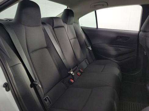Used 2025 Toyota Corolla LE FWD image 16