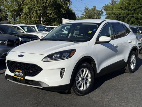 Used 2020 Ford Escape SE AWD/4WD image 1