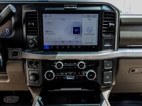 Used 2025 Ford F350 Platinum w/ Platinum Plus Package image 25