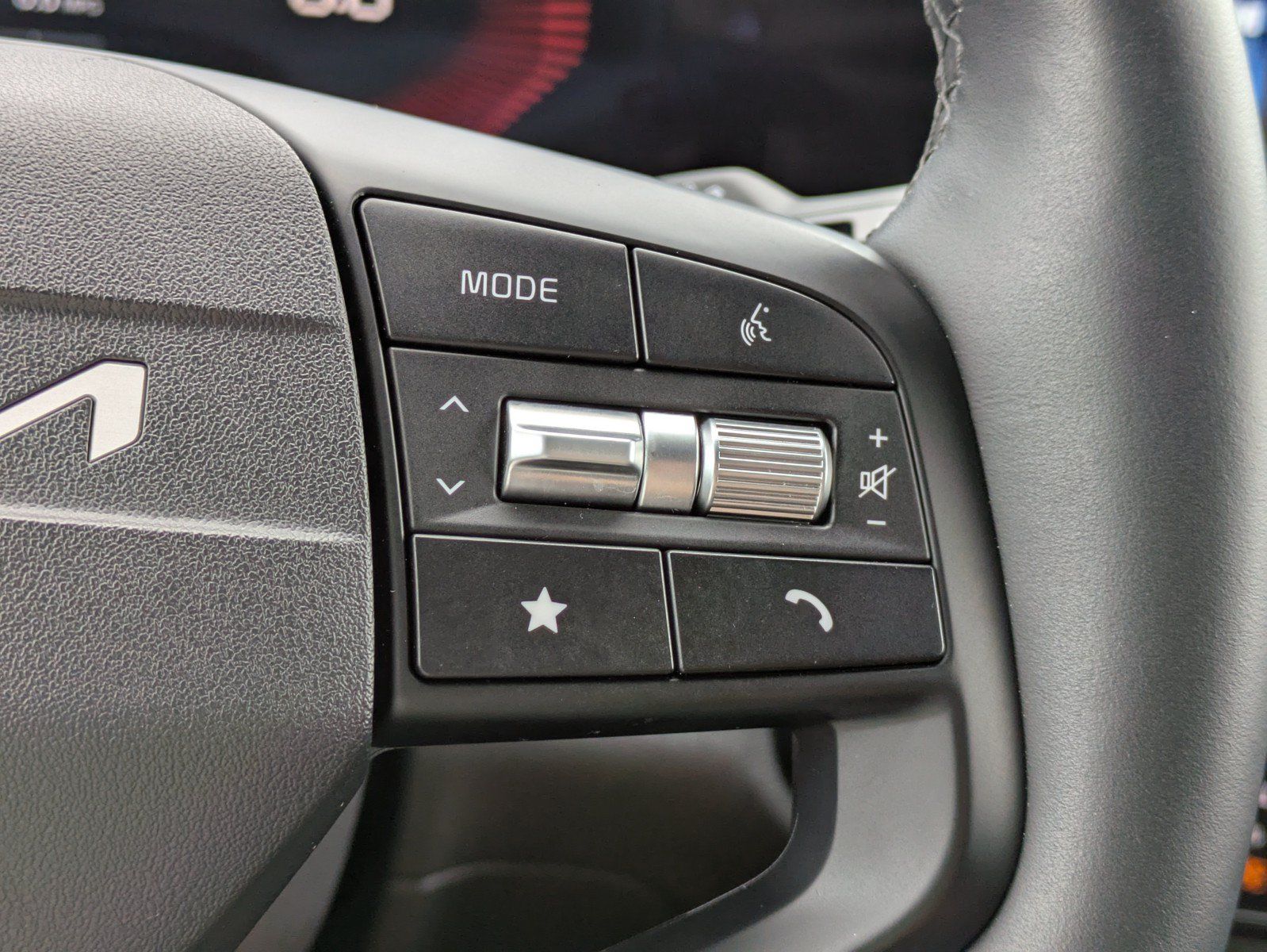 Certified 2026 Kia Sportage LX FWD image 18