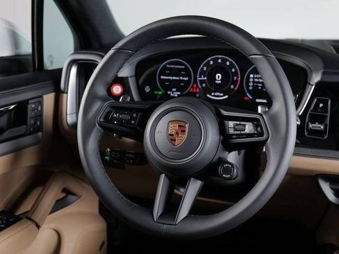 New 2026 Porsche Cayenne AWD/4WD image 15