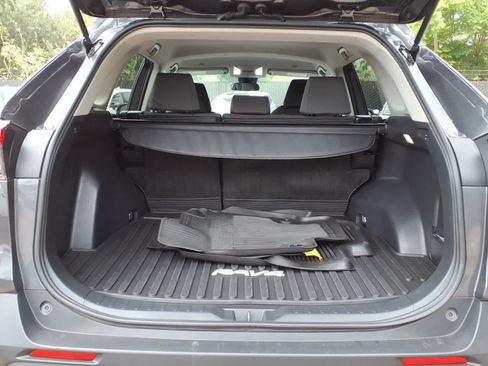 Used 2024 Toyota RAV4 XLE FWD image 6