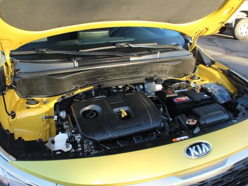 Used 2021 Kia Seltos S image 14