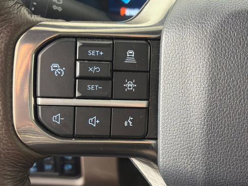 Used 2025 Ford F450 King Ranch w/ Chrome Package image 17