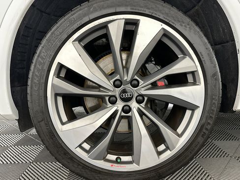 Used 2023 Audi SQ5 Prestige w/ Prestige Package image 35