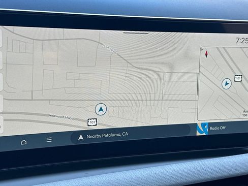 Certified 2025 Hyundai Tucson SEL image 22