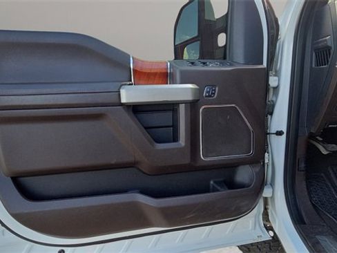 Used 2022 Ford F250 King Ranch w/ King Ranch Ultimate Package image 38