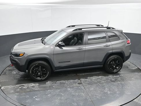 Used 2023 Jeep Cherokee Trailhawk w/ Trailer Tow Group image 42