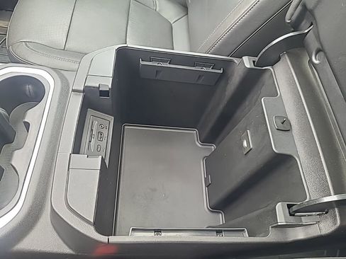 Used 2020 Chevrolet Silverado 1500 LTZ w/ LTZ Premium Package image 26