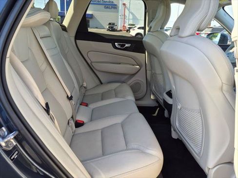 Used 2021 Volvo XC60 T5 Inscription AWD/4WD image 25