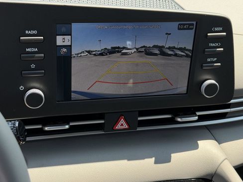 New 2026 Hyundai Elantra SEL Sport FWD image 13