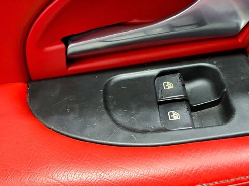 Used 2018 Maserati GranTurismo Sport image 23