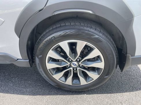 Certified 2025 Subaru Outback Limited w/ Popular Package #2 AWD/4WD image 8