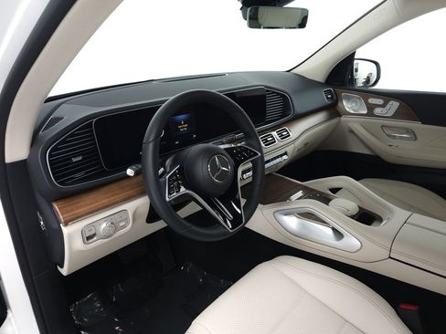 Used 2026 Mercedes-Benz GLE 450e 4MATIC image 9
