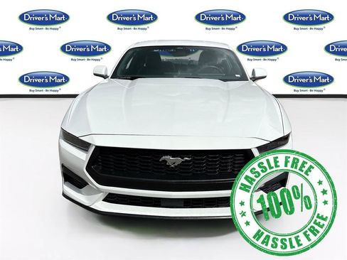 Used 2026 Ford Mustang Premium RWD image 2