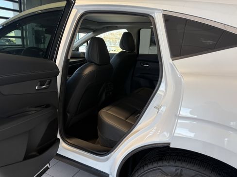 Used 2025 Nissan Murano SL w/ Cargo Package image 19