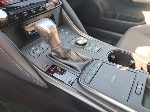 Used 2022 Lexus IS 350 F Sport image 25