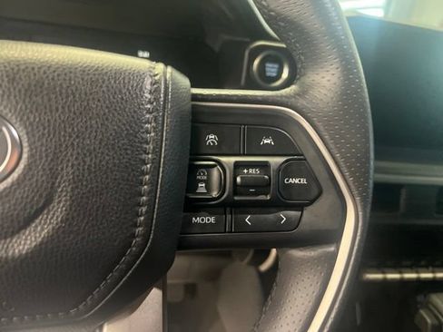 Used 2026 Toyota 4Runner SR5 AWD/4WD image 14