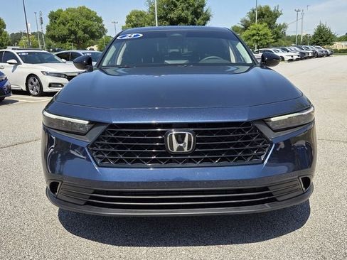 Used 2025 Honda Accord SE image 2