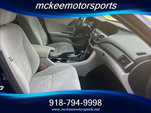 Used 2013 Honda Accord LX image 8
