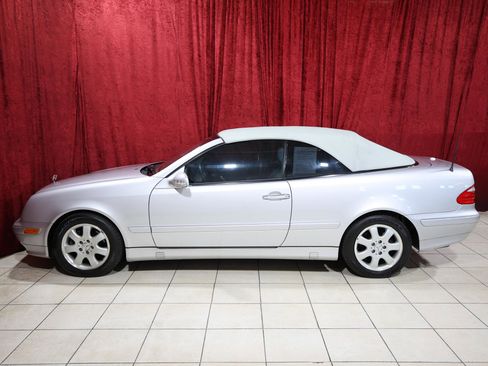 Used 2003 Mercedes-Benz CLK 320 Cabriolet image 4