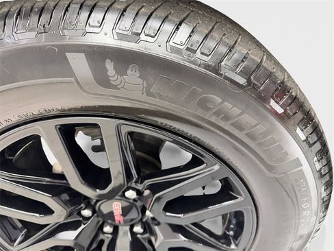 Used 2022 GMC Sierra 1500 Elevation w/ LPO, Elevation Black Package image 85